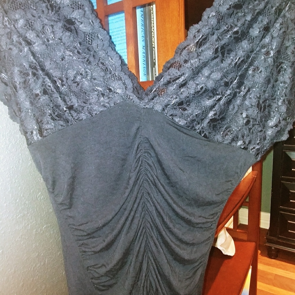 Shirt - Picture 4 of 4